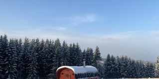 Гора: Коттедж Скандик дом в Хохловке