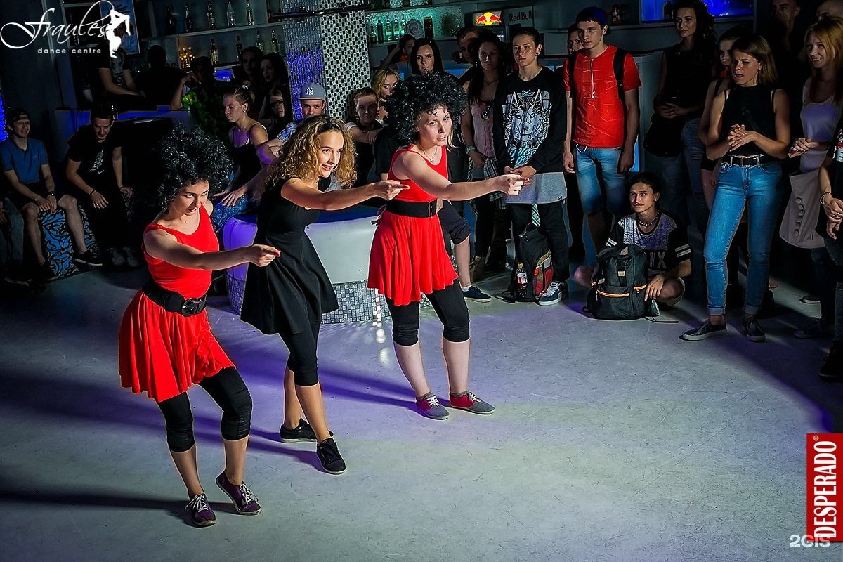 Дэнс центр. Школы современных танцев в оренбурге для детей. Шум школа танцев хабаровск. Дэнс центр. Idc школа танцев.