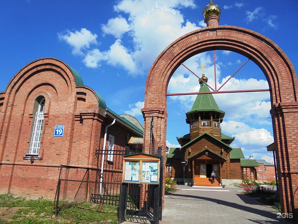 Храм успения пресвятой богородицы новосибирск. Храм в честь Успения Пресвятой Богородицы Новосибирск. Храм Успения Пресвятой Богородицы на Затулинке в Новосибирске. Церковь на Громова в Новосибирске. Храм Громова 19.