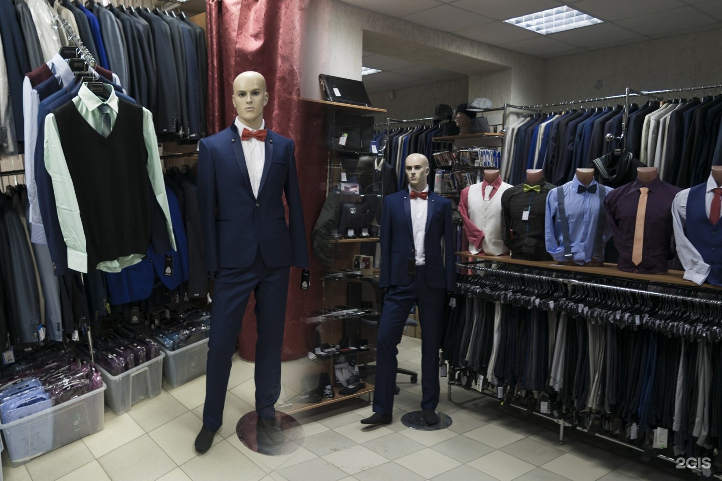 магазины мужских костюмов в москве