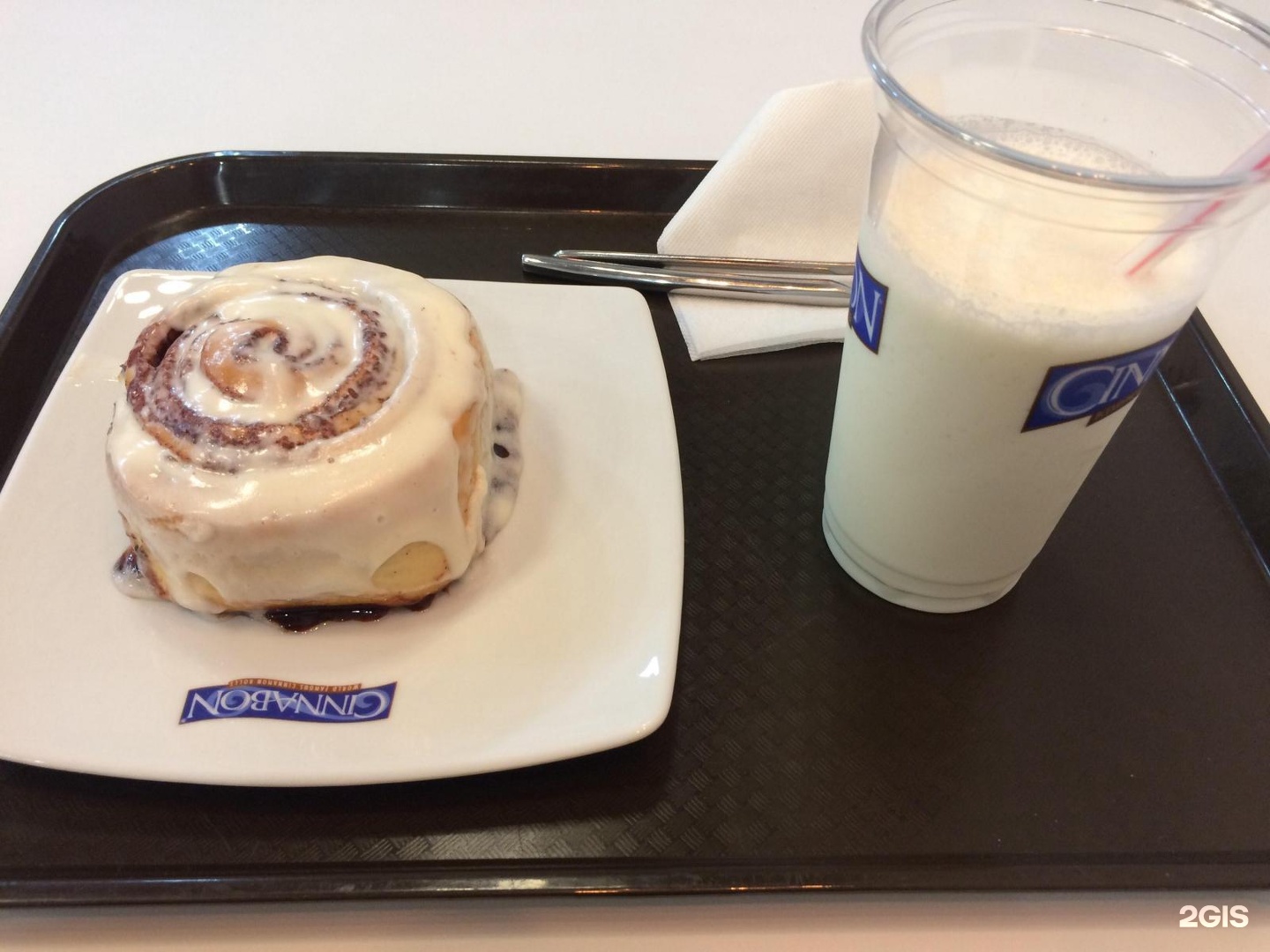 Cinnabon ул тимофея чаркова 60 тюмень фото Cinnabon, кафе-пекарня, Тимофея Чаркова, 60, Тюмень - 2ГИС