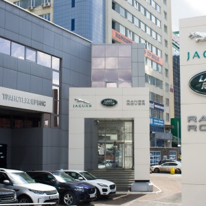 Фото от владельца Jaguar Land Rover, автосалон