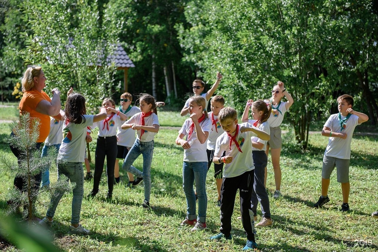 Лагерь в нижнем новгороде на лето. Детский лагерь Эволюция Нижегородская область. Эволюция лагерь в Нижнем Новгороде.