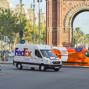 Фото от владельца TNT-Express, служба доставки