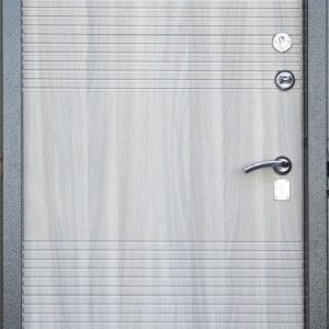 Фото от владельца Двериссимо, оптово-розничная компания по продаже стальных и межкомнатных дверей