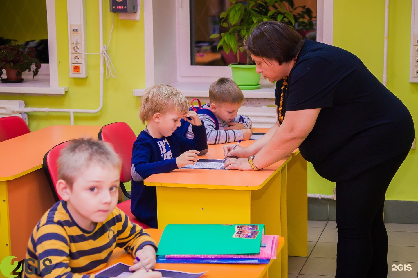 Школа одаренных детей Intellect School. Школа для одаренных детей. Интеллект про скул школа.