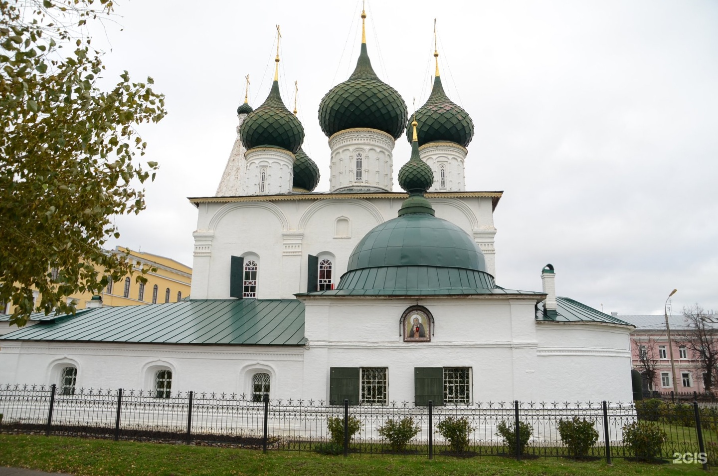 храм спаса на городу ярославль