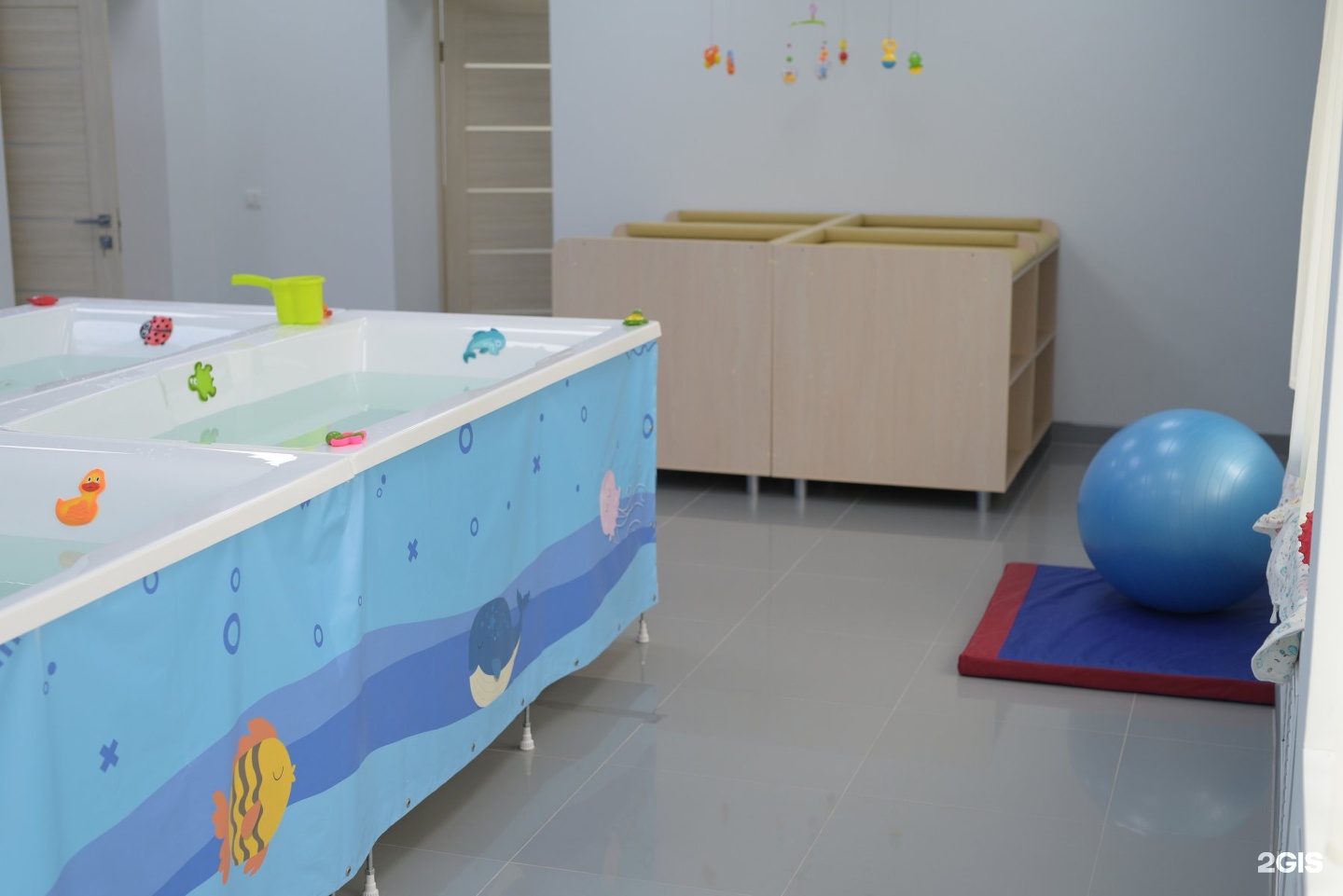 Аквакидс майкоп. Аквакидс кострома. Аквакидс. Центр детского плавания. Аквакидс бассейн.