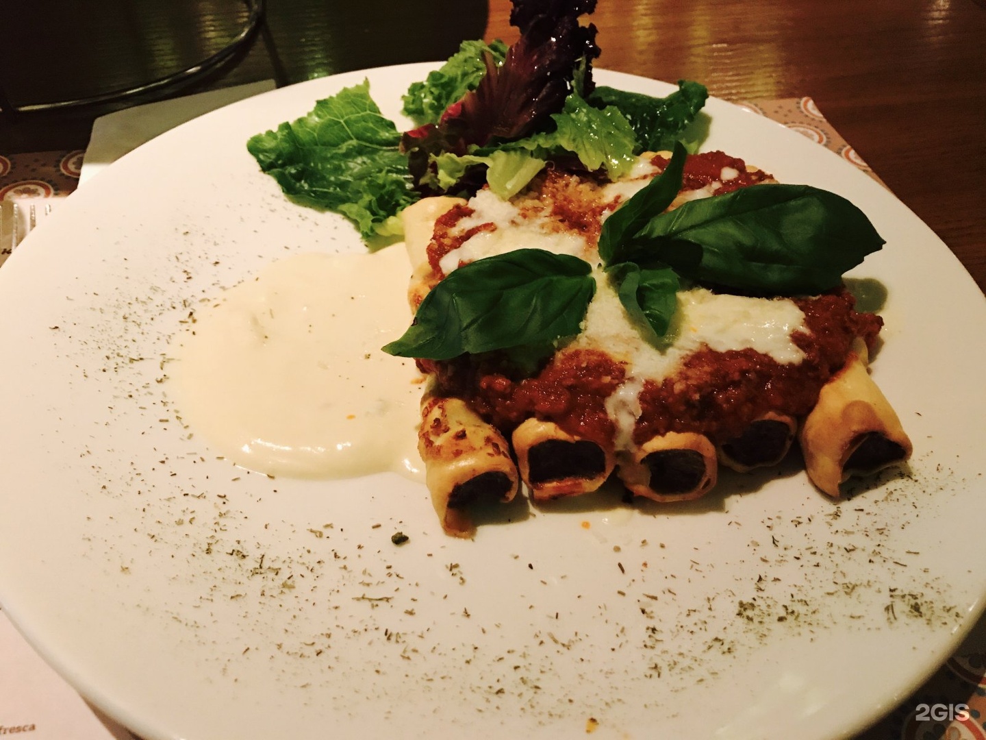 Trattoria porto сочи. Ресторан Феттуччине Сочи. Траттория Порто ресторан Сочи. Ресторан театральный Сочи. Ресторан рис Сочи.