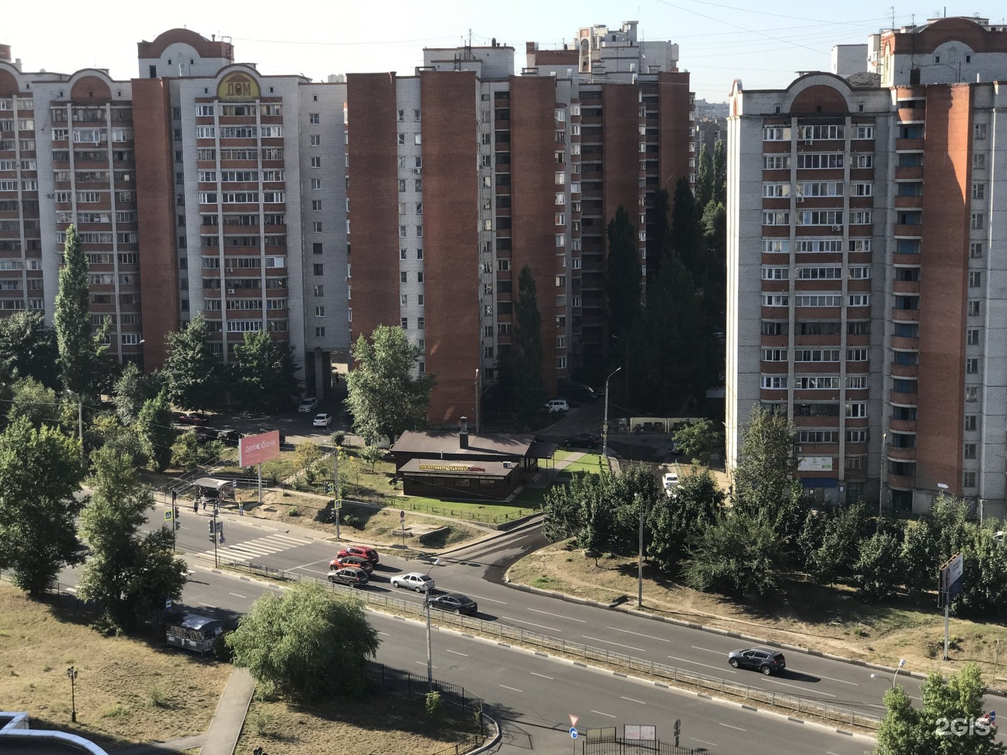 Бульвар победы воронеж. Бульвар Победы 49 Воронеж. Бульвар Победы 1 Воронеж. Бульвар Победы 47 Воронеж. Шашлычный дворик бульвар Победы.