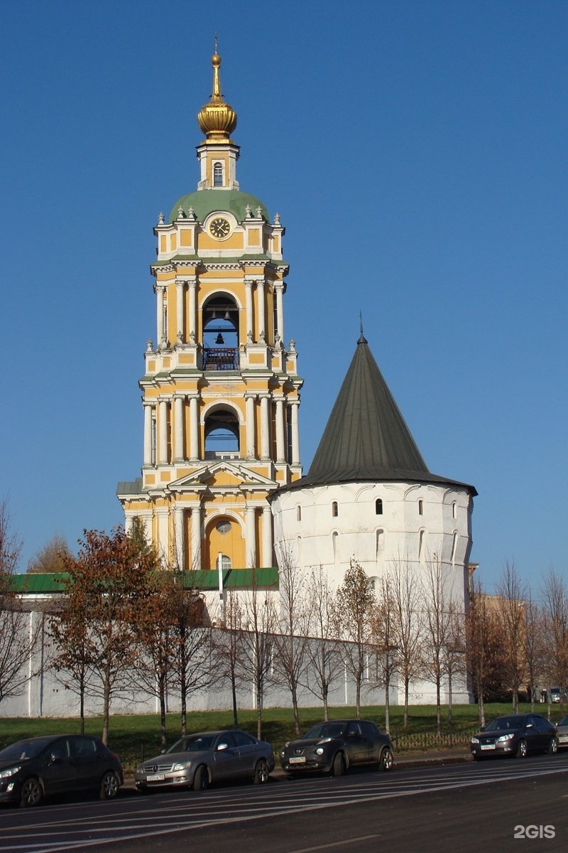 москва крестьянская площадь 10