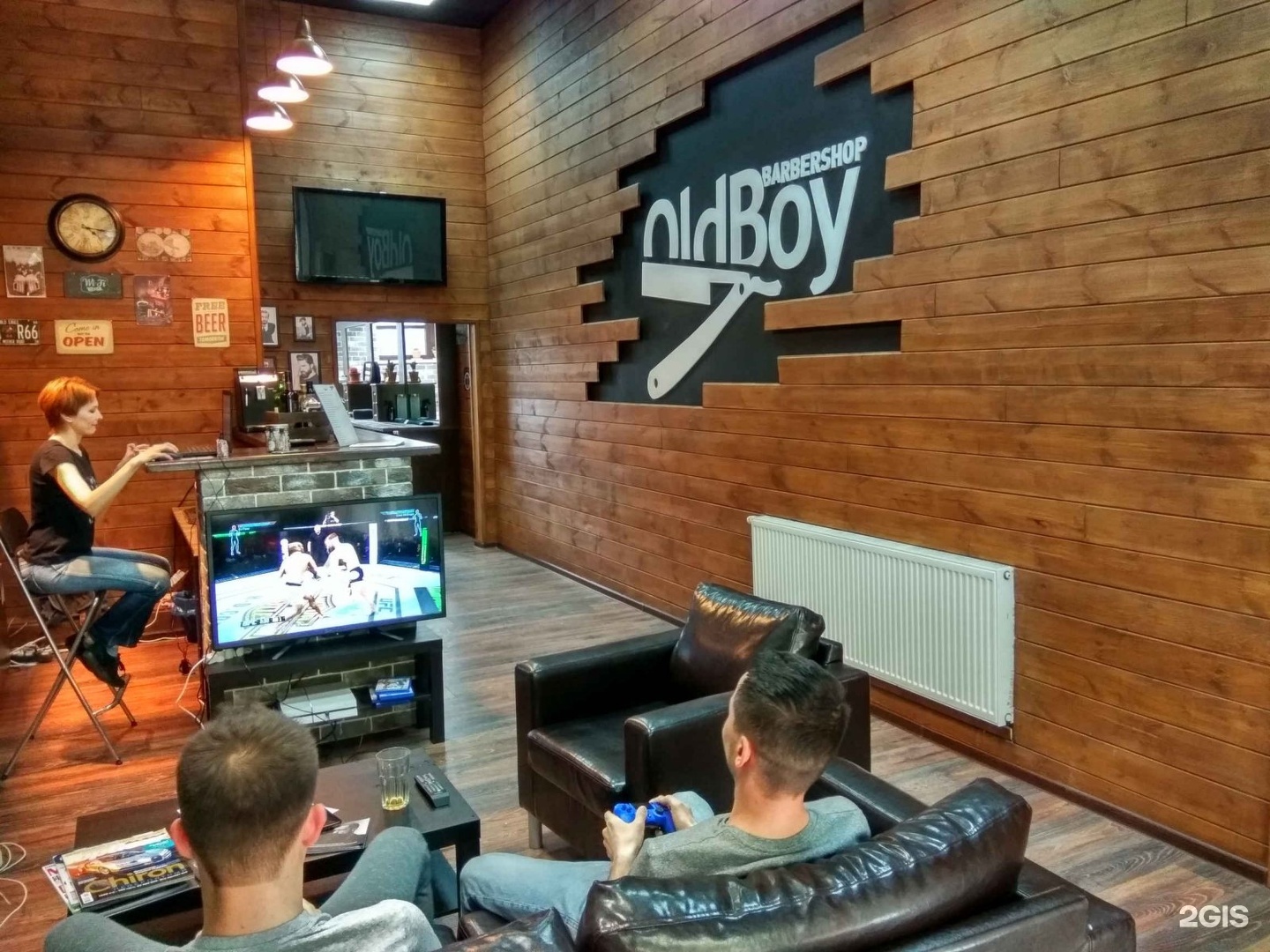 Олдбой энтузиастов 33. Парикмахерская Олдбой Москва. Oldboy Barbershop, Москва, Машкова улица. Олдбой Коммунарка барбершоп. Барбершоп Московский.