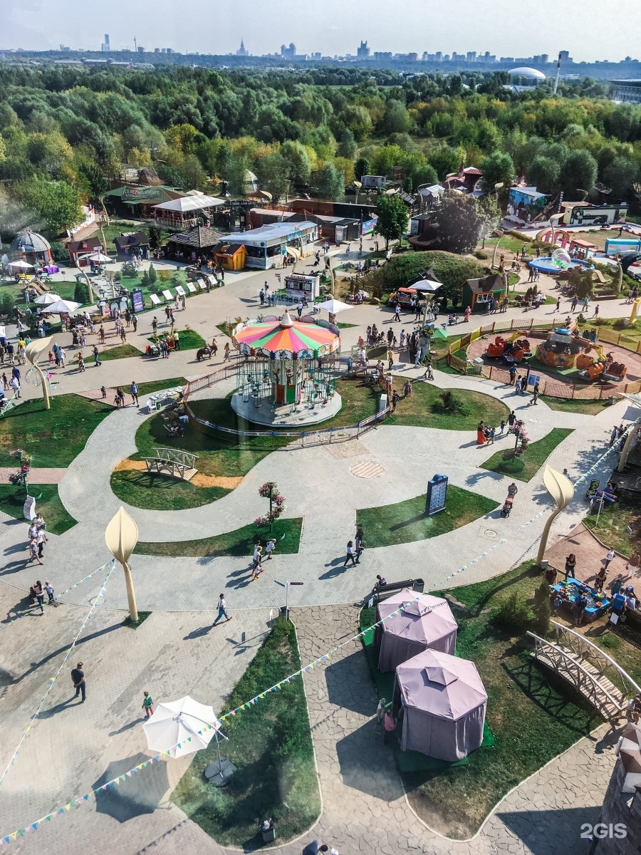 парк сказка в москве