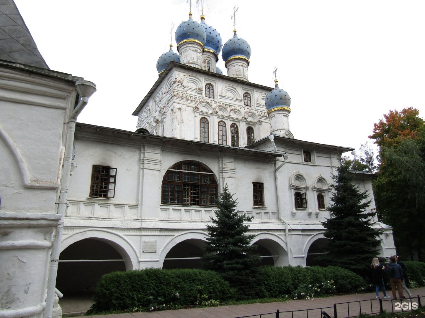 Храм казанской иконы божией матери в коломенском. Храм Казанской иконы Божией матери, Москва, проспект Андропова. Казанский собор Москва Коломенское. Москва проспект Андропова 39 стр 9 храм Казанской иконы Божией матери.