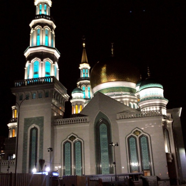 Выползов переулок мечеть москва. Соборная мечеть (Бугуруслан). Московская мечеть фото для рисунка. Мечеть в Москве Отрадное адрес.