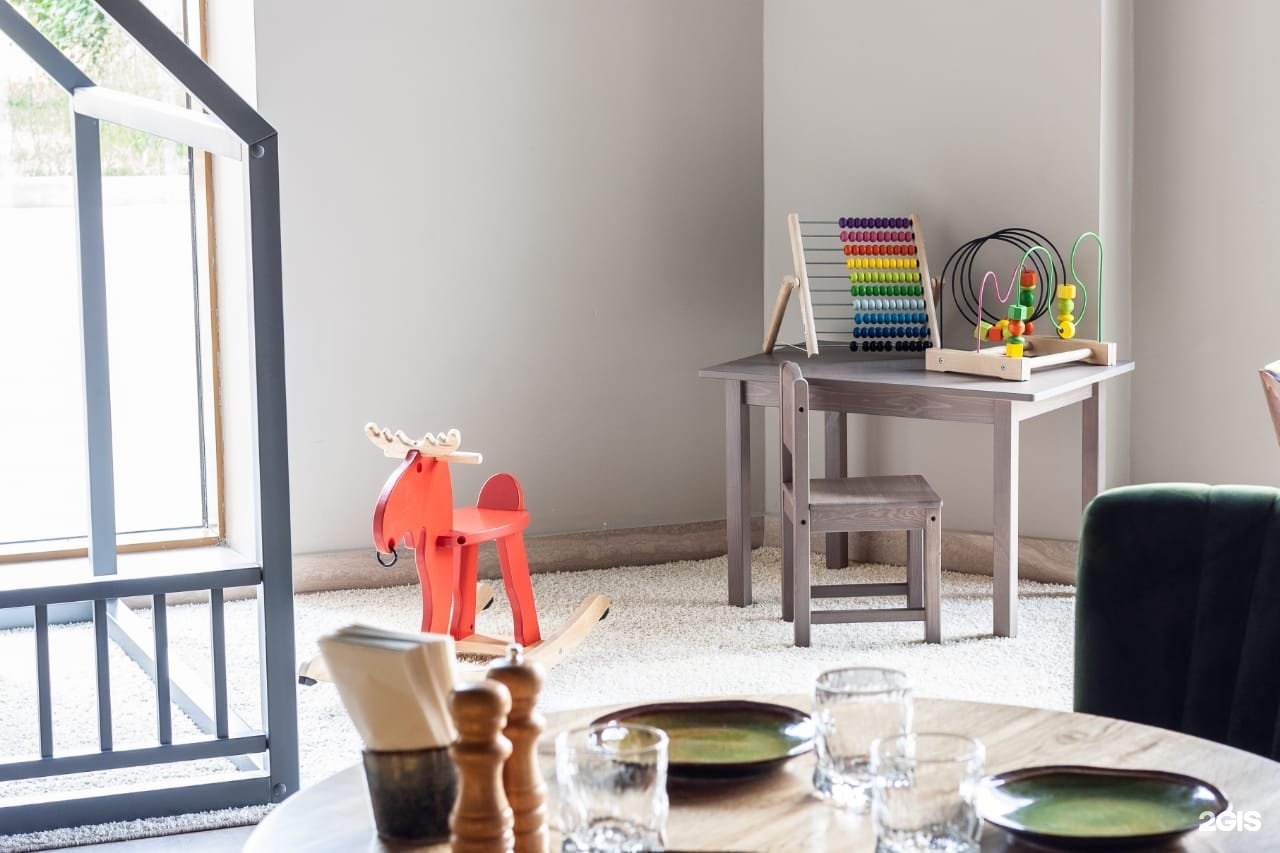 ели сацебели лазоревый. ели сацебели береговой. ресторан ели соцобелли. Elis ресторан. ресторан ели сацебели береговой проезд.