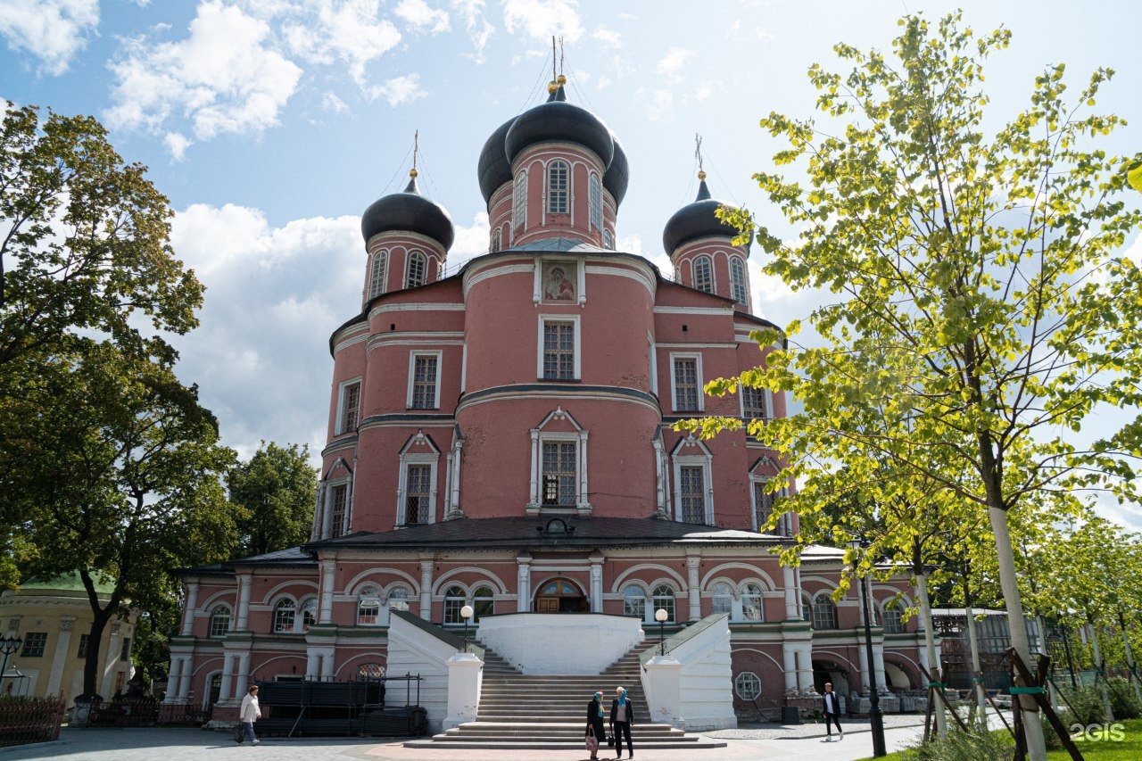 Церковь анны ковров. Храм Святой Анны в Коврове. Донской монастырь в Москве. Музей в Донской монастырь в Москве.