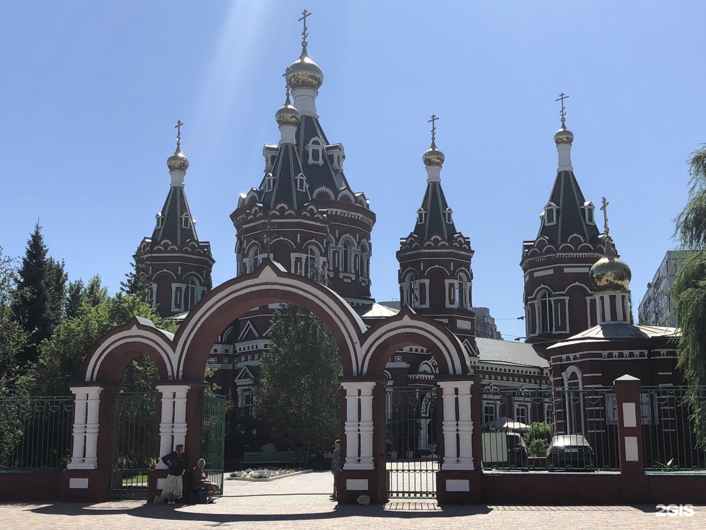 Храм волгоград красноармейский. Казанский кафедральный собор Волгоград. Казанский кафедральный собор Элиста. Казанский кафедральный собор Людиново. Казанский кафедральный собор Волгоград, Липецкая улица, 10.