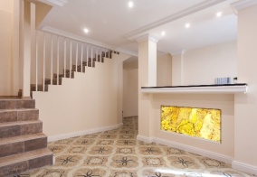 Отель Демократ в Санкт-Петербурге