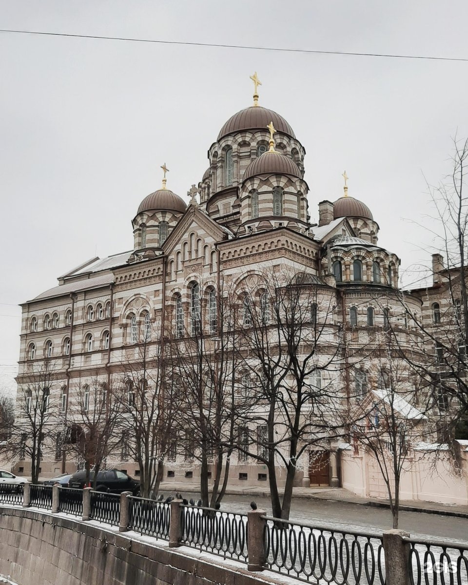 монастырь на карповке в санкт петербурге