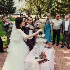 Фото от владельца Горка шампанского Барнаул