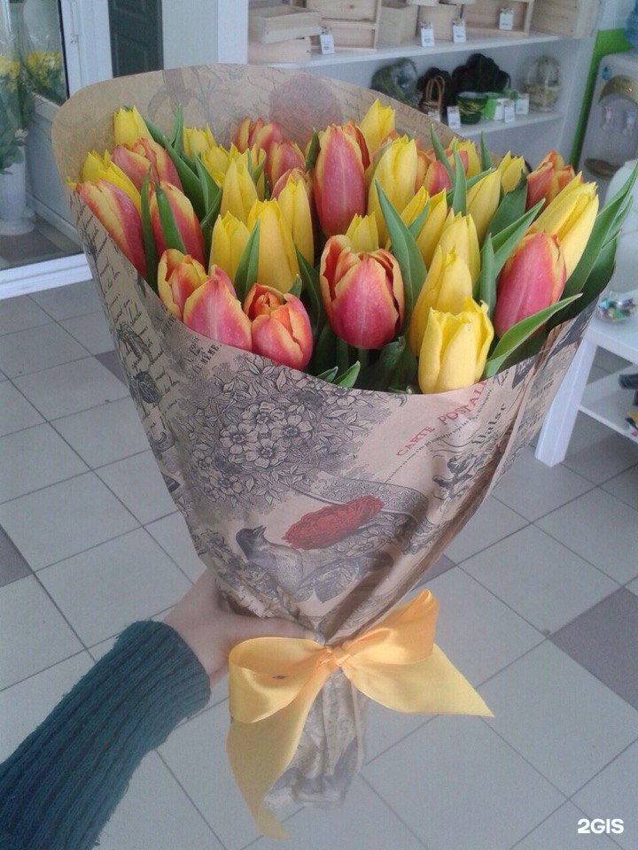 25 тюльпанов микс. Букет тюльпанов 30 штук. Букет 51 тюльпан микс баннер. Упаковка тюльпанов. Флорадон.