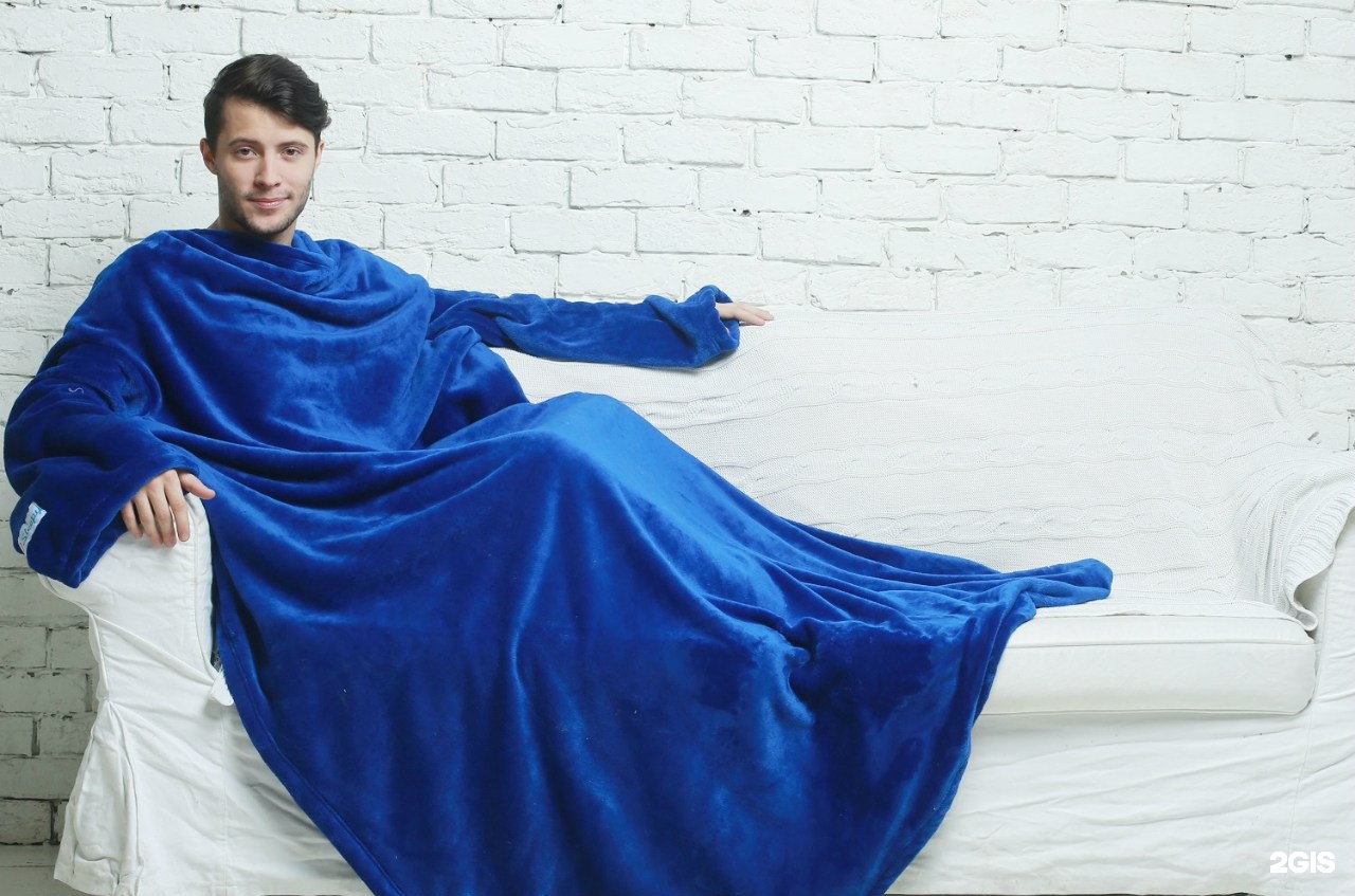 Плед с рукавами яблоко 150х200 см, 27х52 см, аэрософт 190 гр/м. Плед с рукавами магазин. Плед с рукавами. Плед с рукавами магазин. Мягкий плед с рукавами.