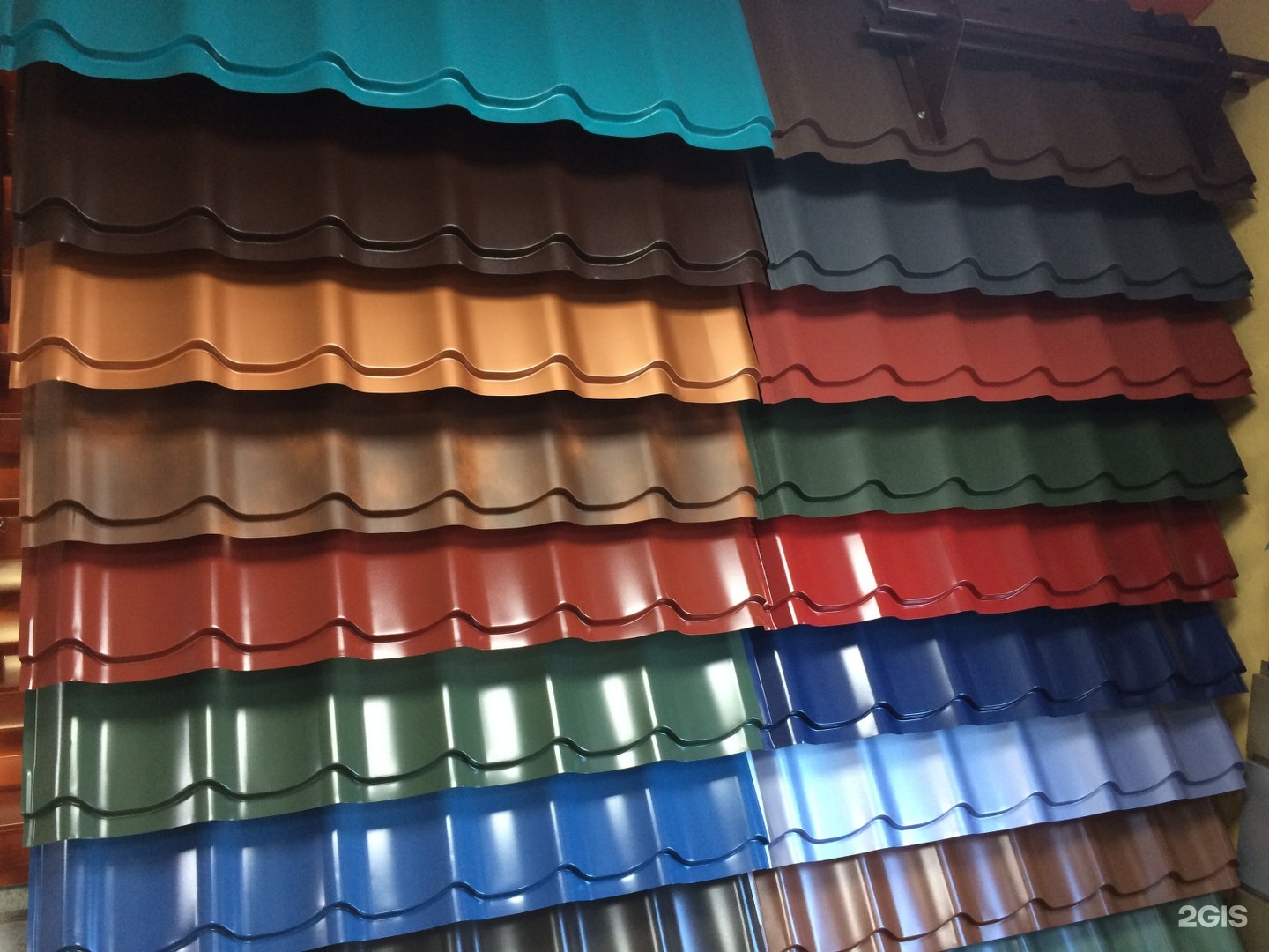 Металлочерепица монтеррей элит ral 3005. Бавария металлочерепица металлпрофиль. Металлочерепица липецк. Металлочерепица m35. Металлочерепица кредо 0,5 quarzit cuprum steel.