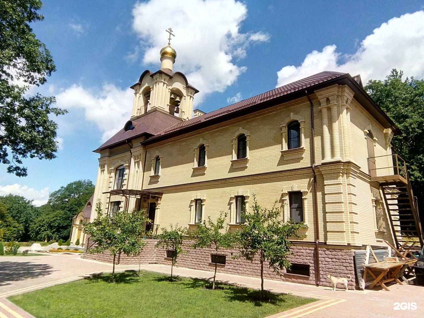 Татарка шпаковского. Монастырь всех скорбящих радость татарка. Монастырь в Татарке Ставропольского края. Всех скорбящих радость монастырь Ставрополь. Мужской монастырь Ставрополь.