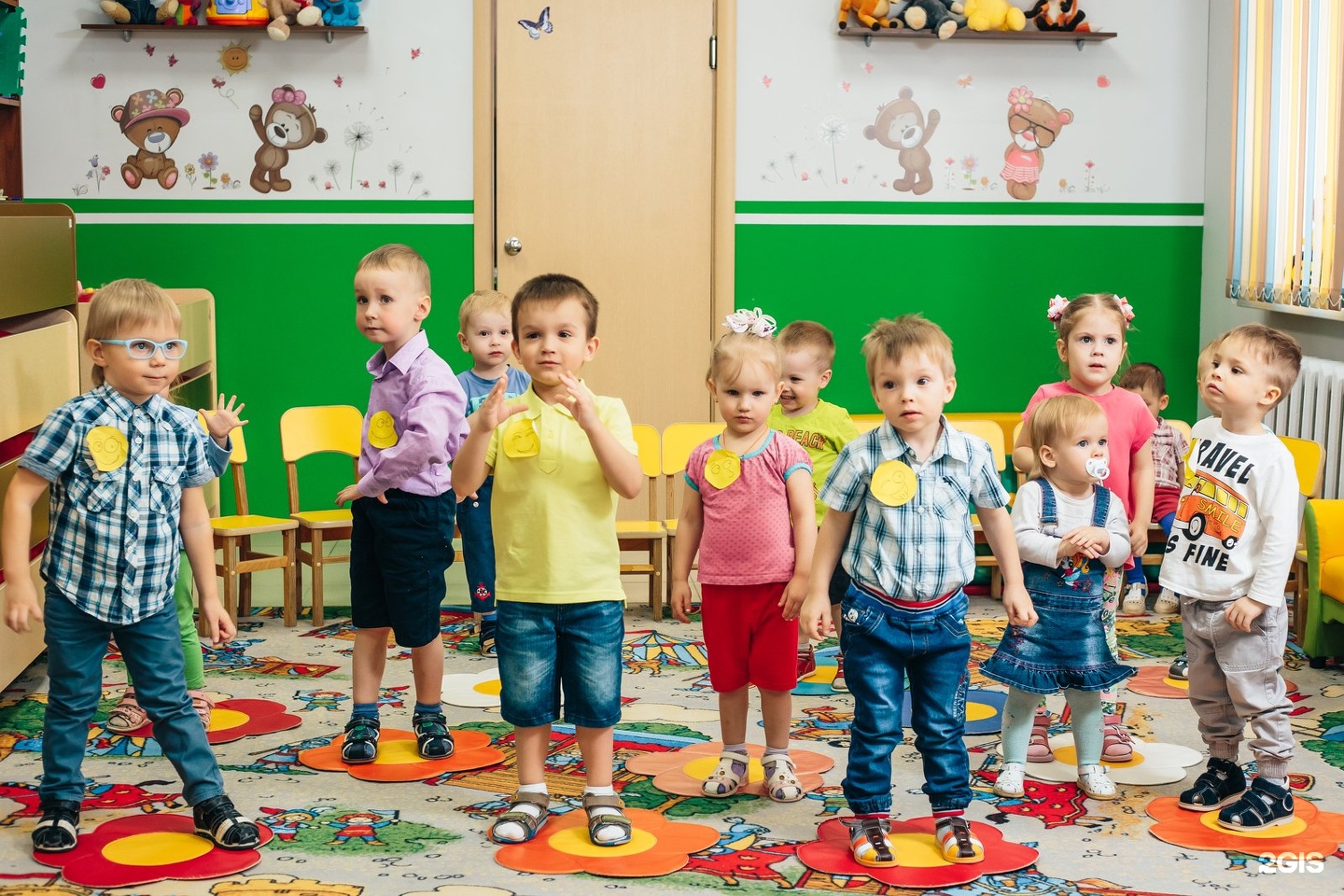 В группе детского сада было 13 мальчиков. Мальчик в садике. В чем дети ходят в детском саду. Билингвальные детские сады Татарстана. Ходить в садик.