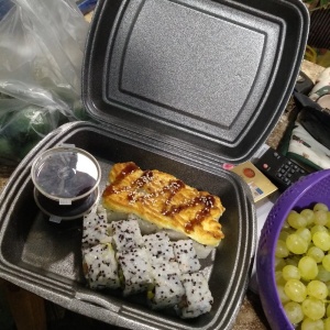 Фото от владельца Buzzolls, служба доставки суши и роллов