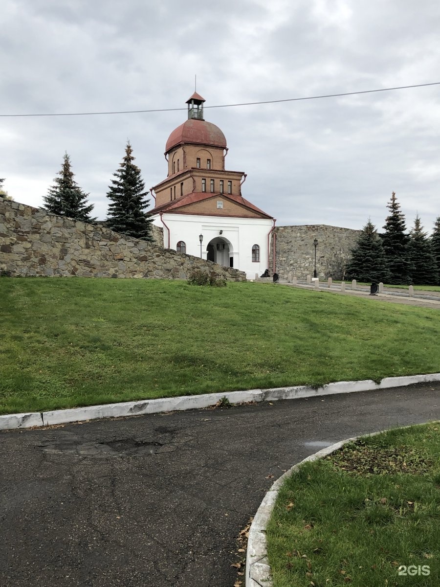 Крепость в новокузнецке фото