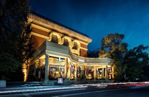 Алматы: Отель The Dostyk Hotel