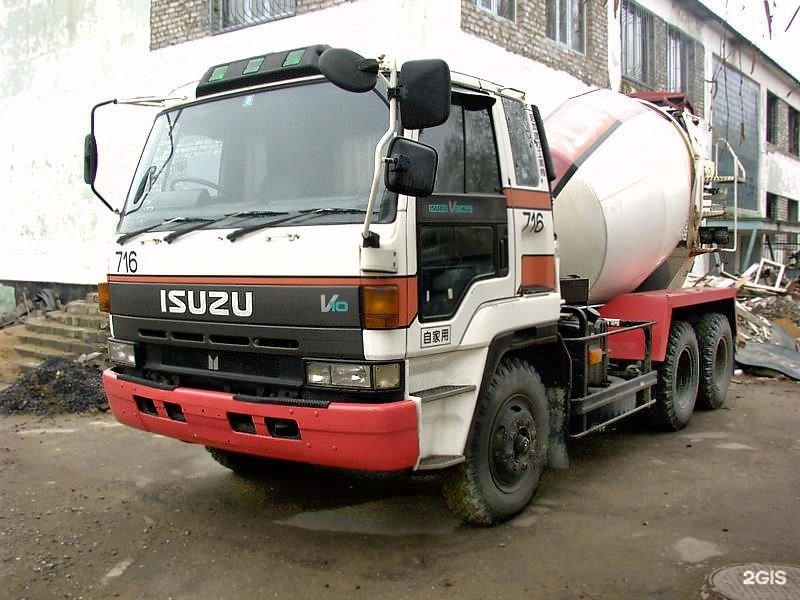 Frr. Isuzu v330 автобетоносмесителями. Isuzu v305. Исузу CXZ 71 миксер. Исузу v340.