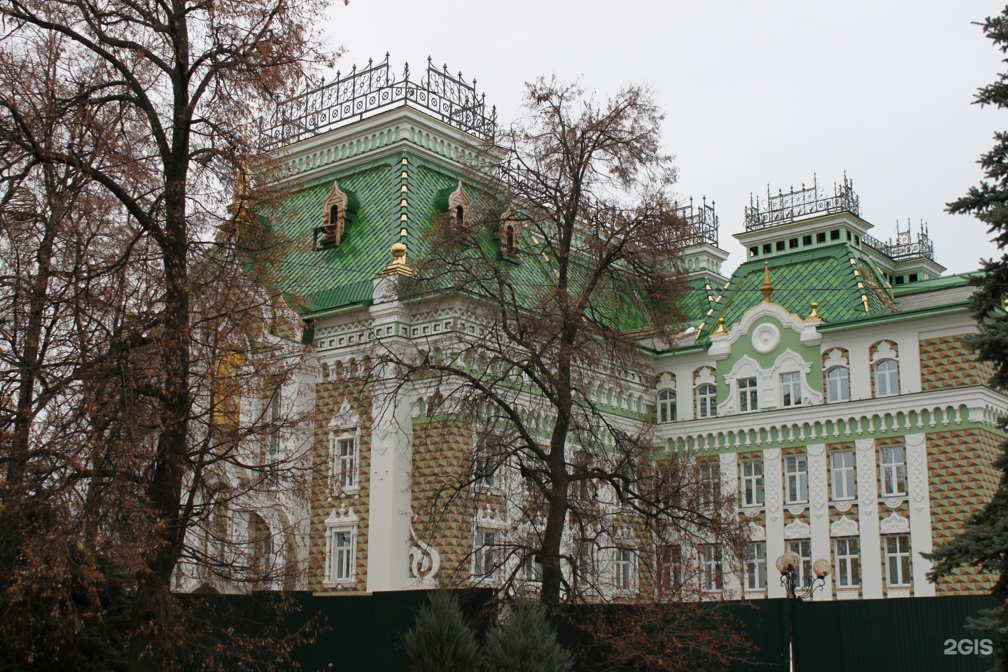 Компании тамбова. Окна Тамбов Комсомольская площадь. Комсомольская площадь 3 Тамбов.