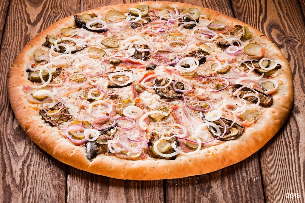 Пицца екатеринбург адреса на карте. Пицца с колбасой и сыром. Италиан пицца Косулино. Пицца Назрань. Home pizza Екатеринбург.