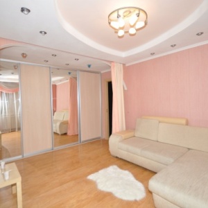 Фото от владельца YouRenta.ru, информационный сайт о квартирах посуточно в г. Пскове