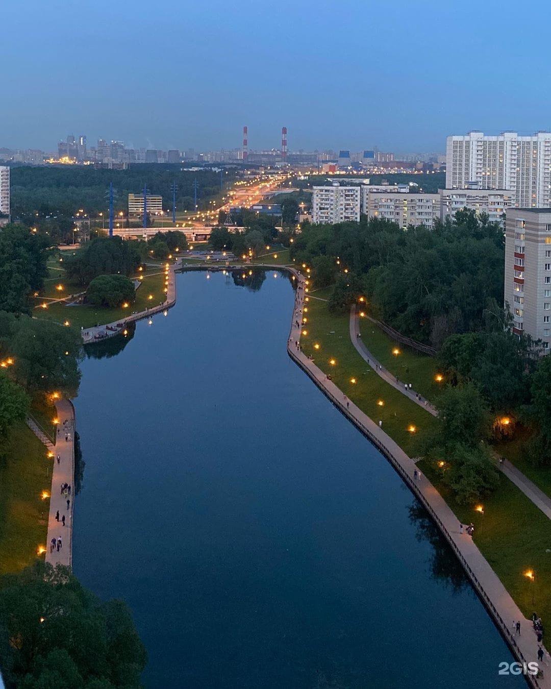 Беловежский пруд Москва
