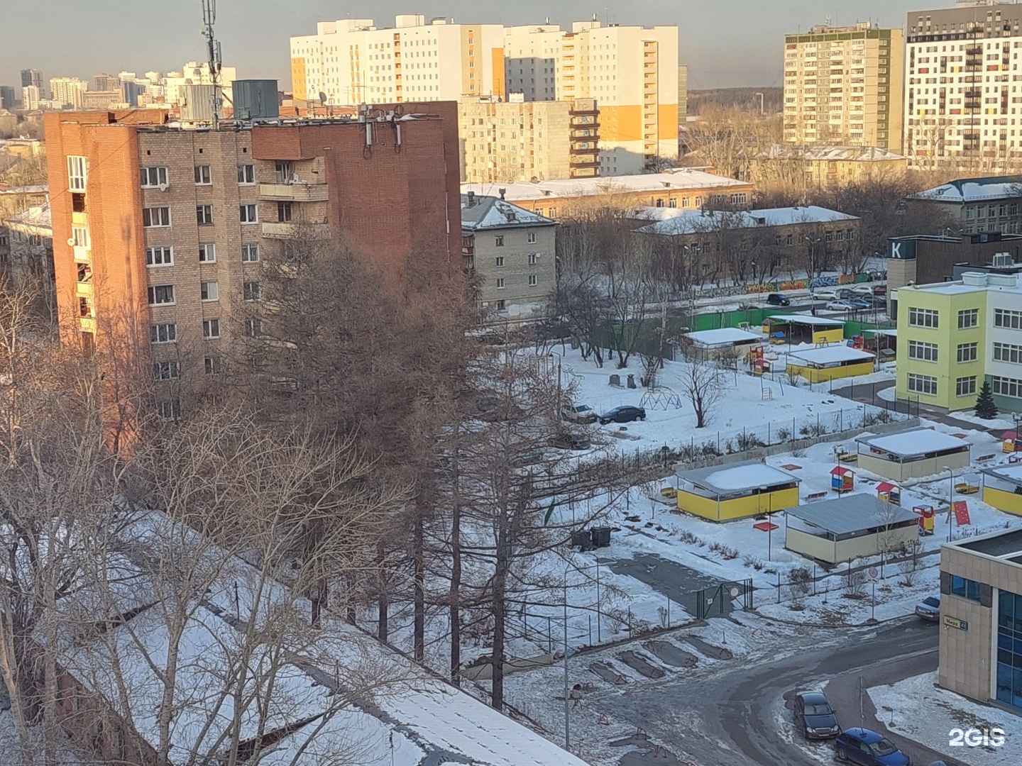 Улица юмашева 20 екатеринбург педагогический колледж. Педагогическая 20 Екатеринбург. Педагогическая 20