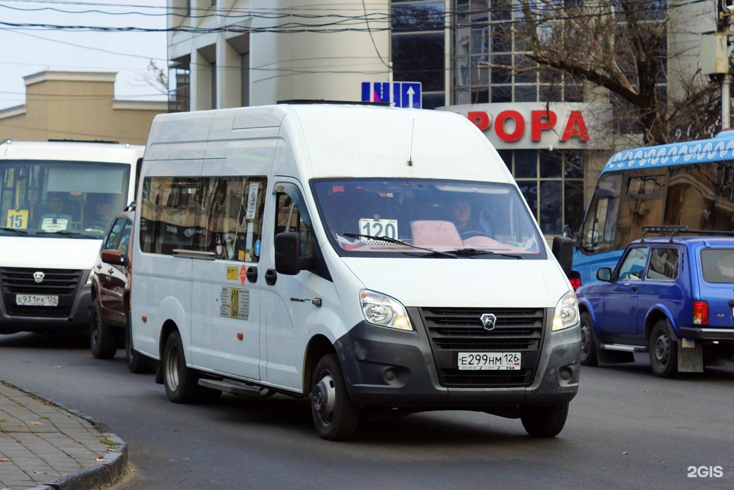 Автобус 120 янтарный