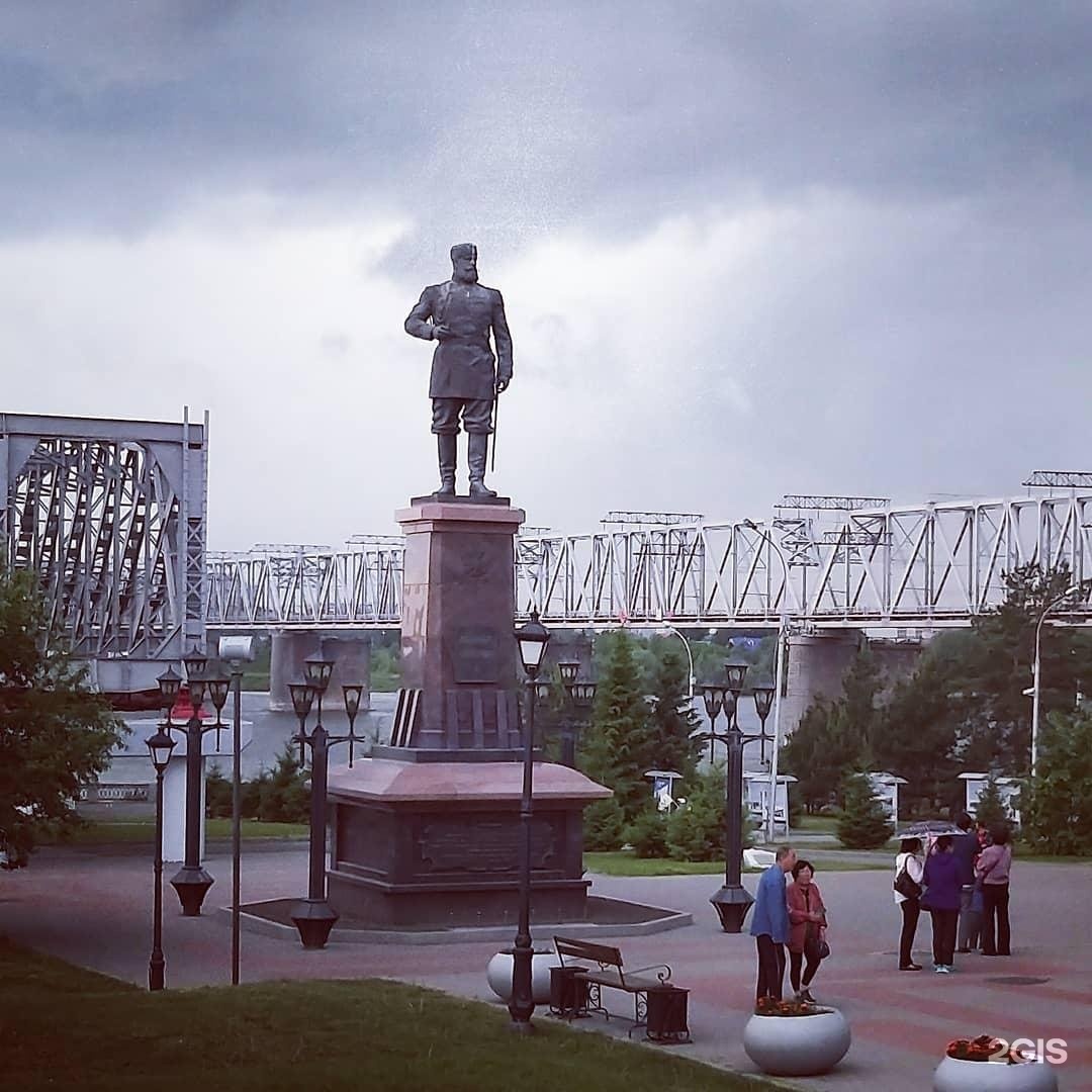 Памятник александру iii новосибирск. Александр 3 памятник в Новосибирске. Новосибирск памятник императору. Памятник императору Александру 3 в Новосибирске.