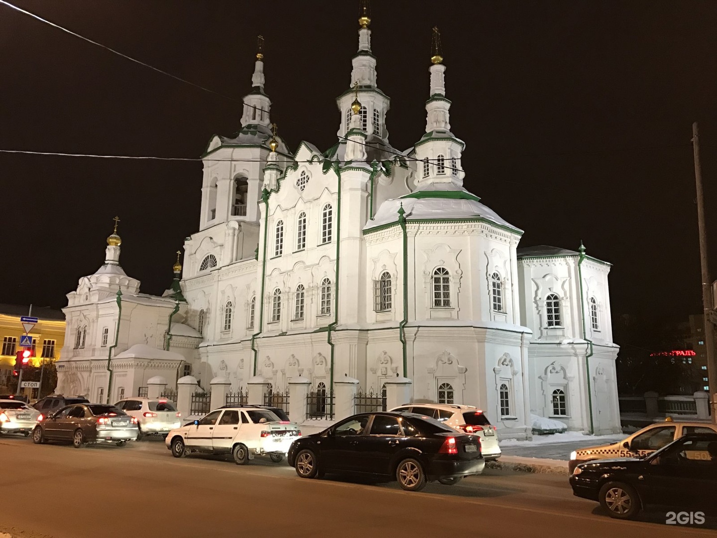 Церковь на ленина. Спасская Церковь Тюмень. Спасская Церковь Тюмень sobory. Достопримечательности Тюмени Спасская Церковь. Спасская Церковь Тюмень Транссиб.