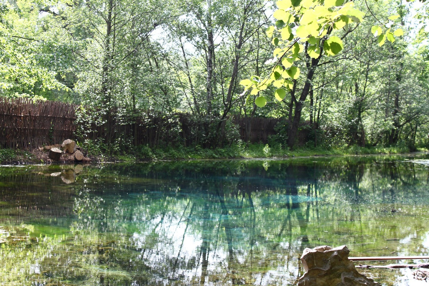 Село щербаково крым. Голубое озеро Высокогорский район. Заказник голубые озера Татарстан. Озеро теплое Крутушка. Озеро в Щербаково.