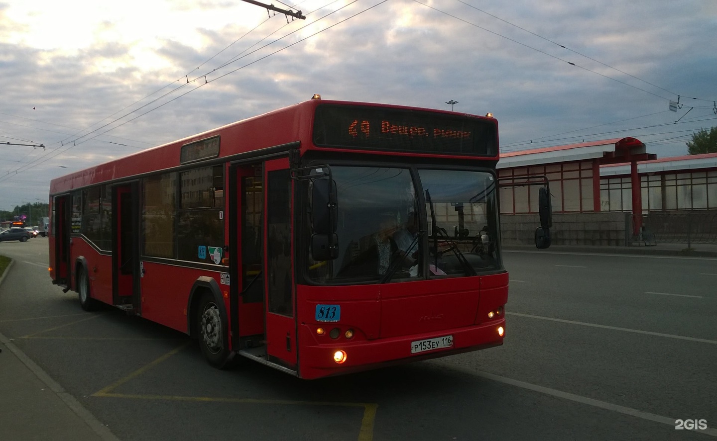 49 автобус казань. Казань автобус 30 МАЗ. Красный автобус Казань. 72 Автобус Казань.