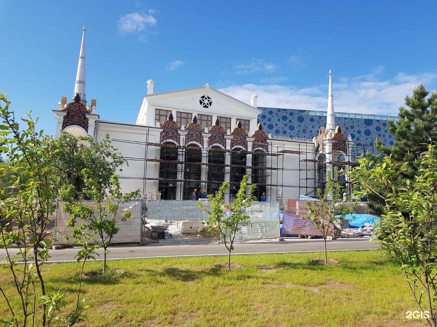 Павильон нефть на вднх. Вднх павильон нефтяная промышленность. Вднх павильон нефтяная промышленность. Музей нефти на вднх. Вднх павильон нефть лукойл.