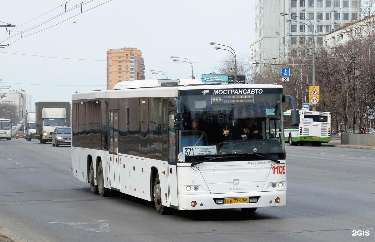 371 маршрутка нижний. ГОЛАЗ 622810. Автобус ГОЛАЗ 622810 маршрут. Автобус 371 Свердловский. ГОЛАЗ 622810 место водителя.