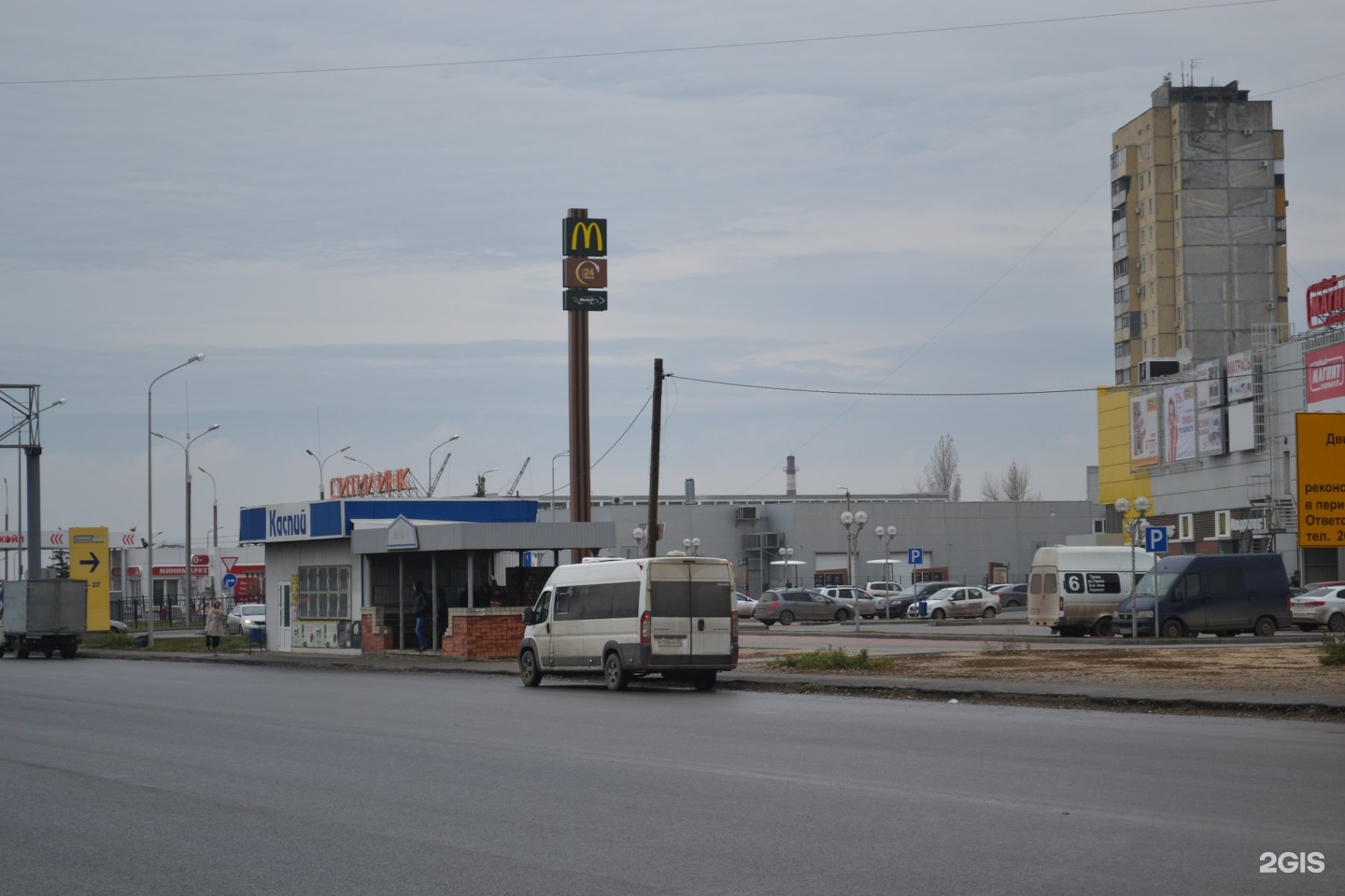 Микрорайон жилгородок волгоград. Жилгородок Волгоград. Волгоград микрорайон Жилгородок. Жилгородок в Волгограде Дзержинский район. Казачий рынок Волгоград Жилгородок.