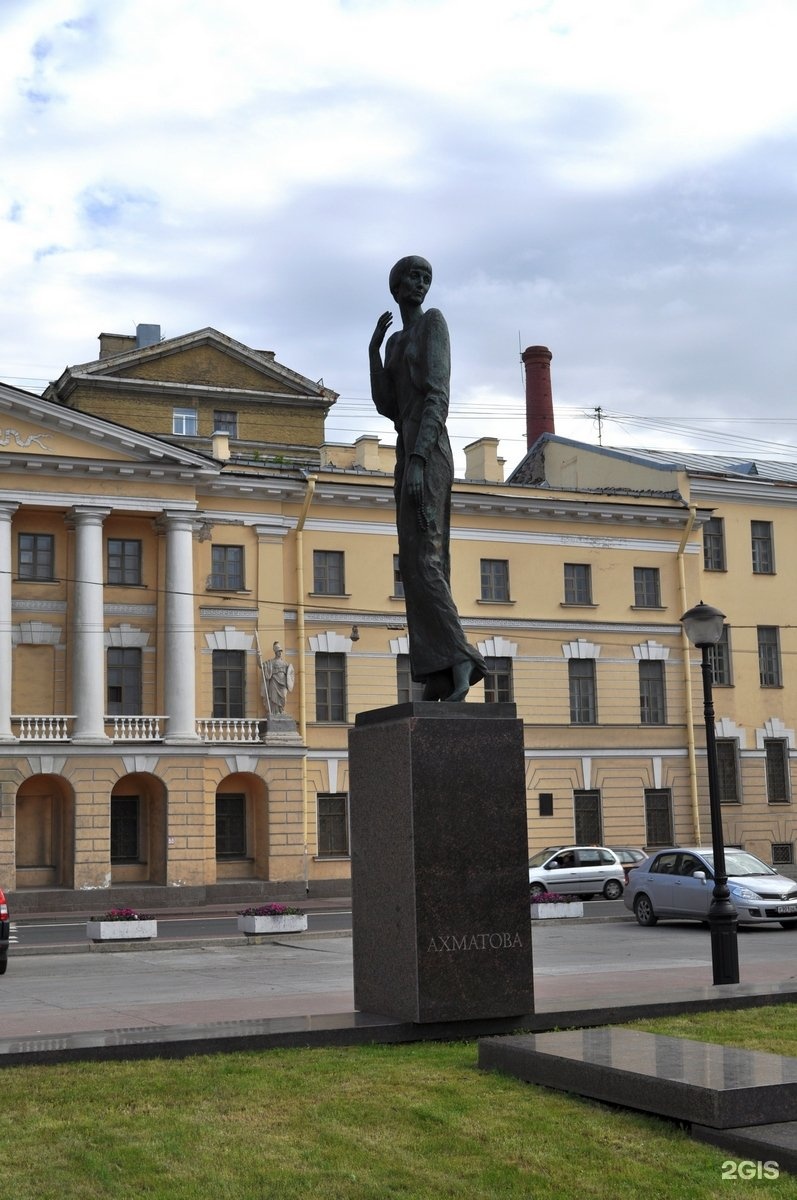 Памятник ахматовой в санкт петербурге