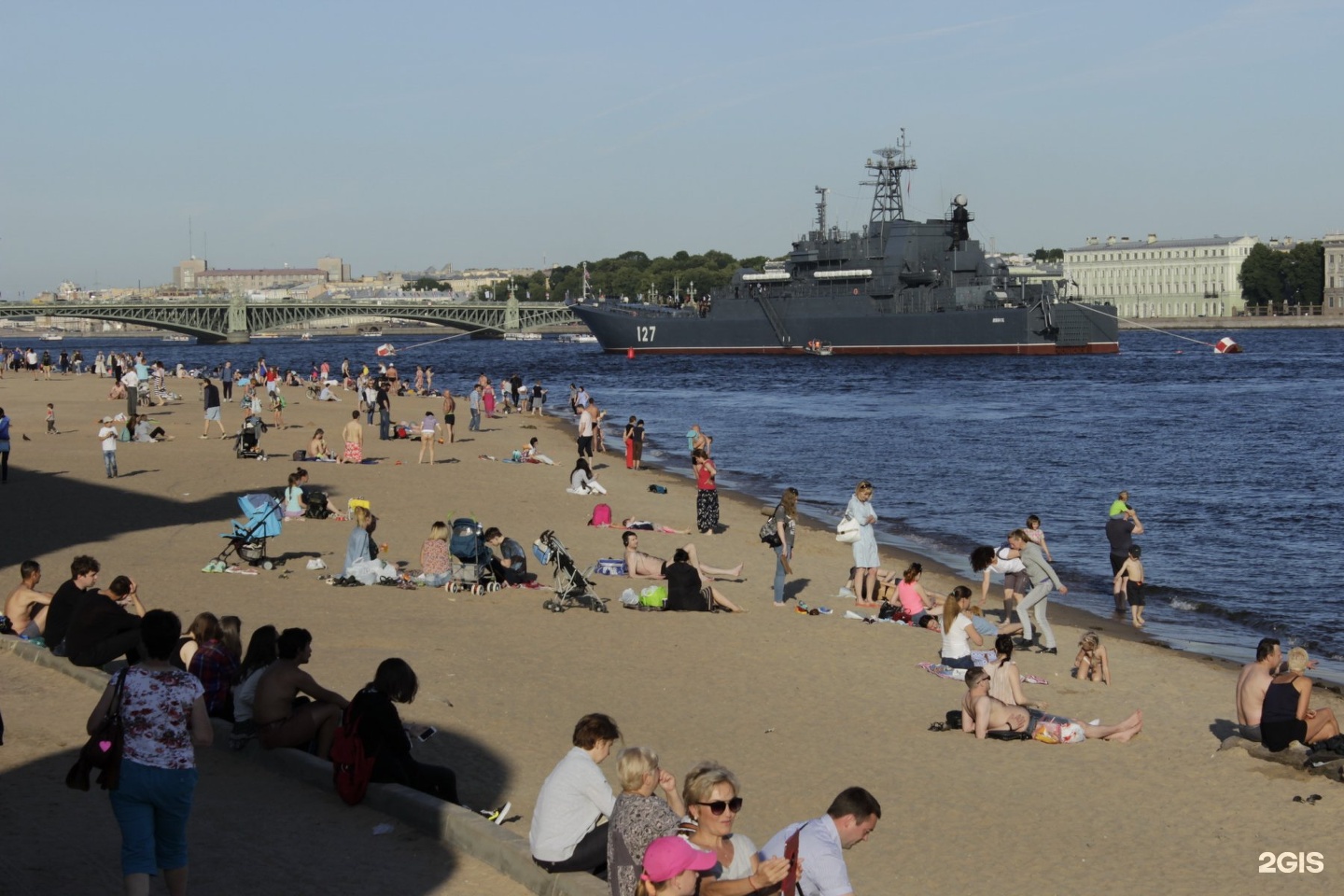 Пляж Петропавловской крепости Санкт-Петербург