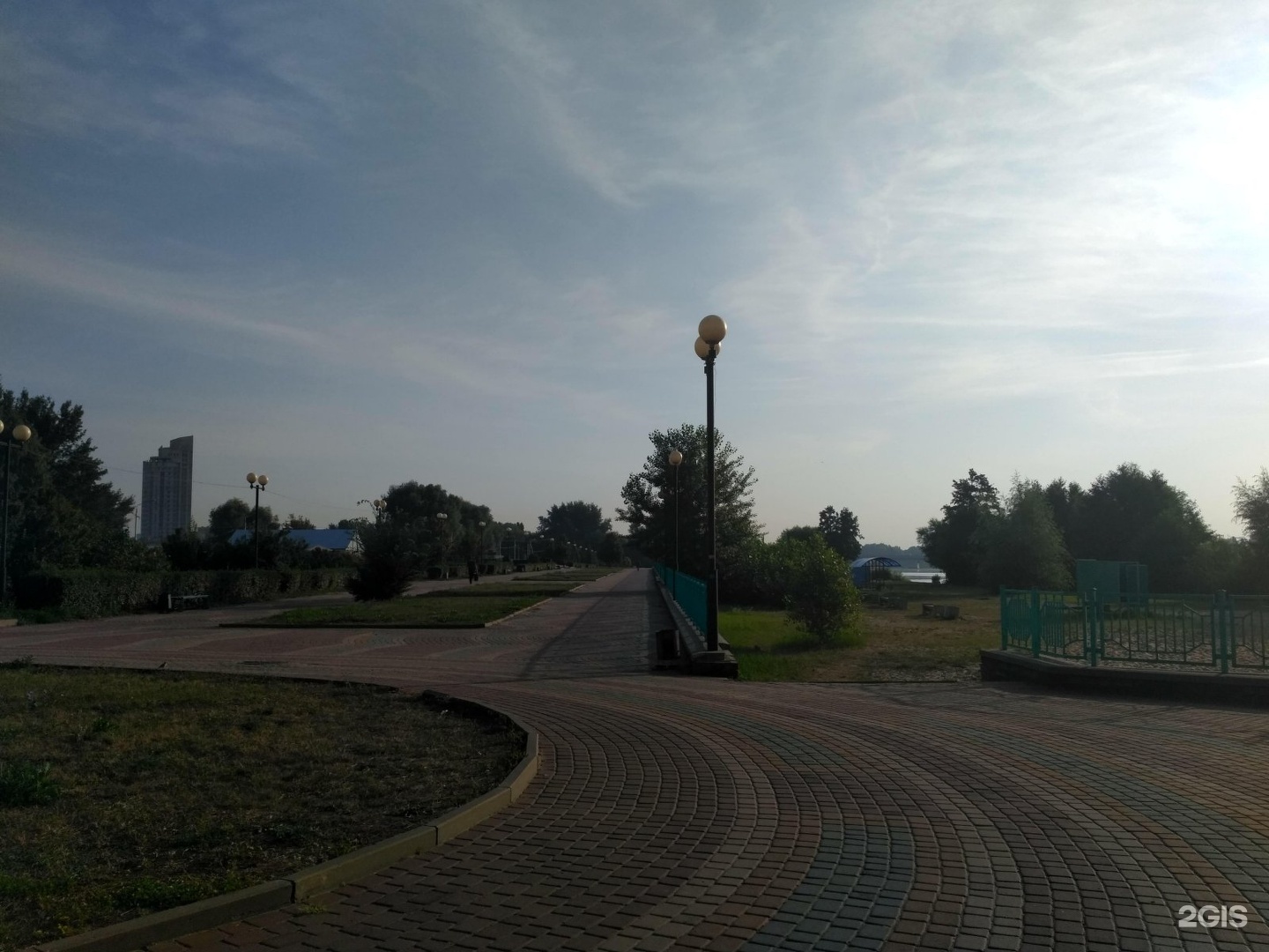 Погода в набережном. Набережная Липецк. Водопад в Липецке на набережной. Станция набережная Липецкая область. Набережная Липецк фото.